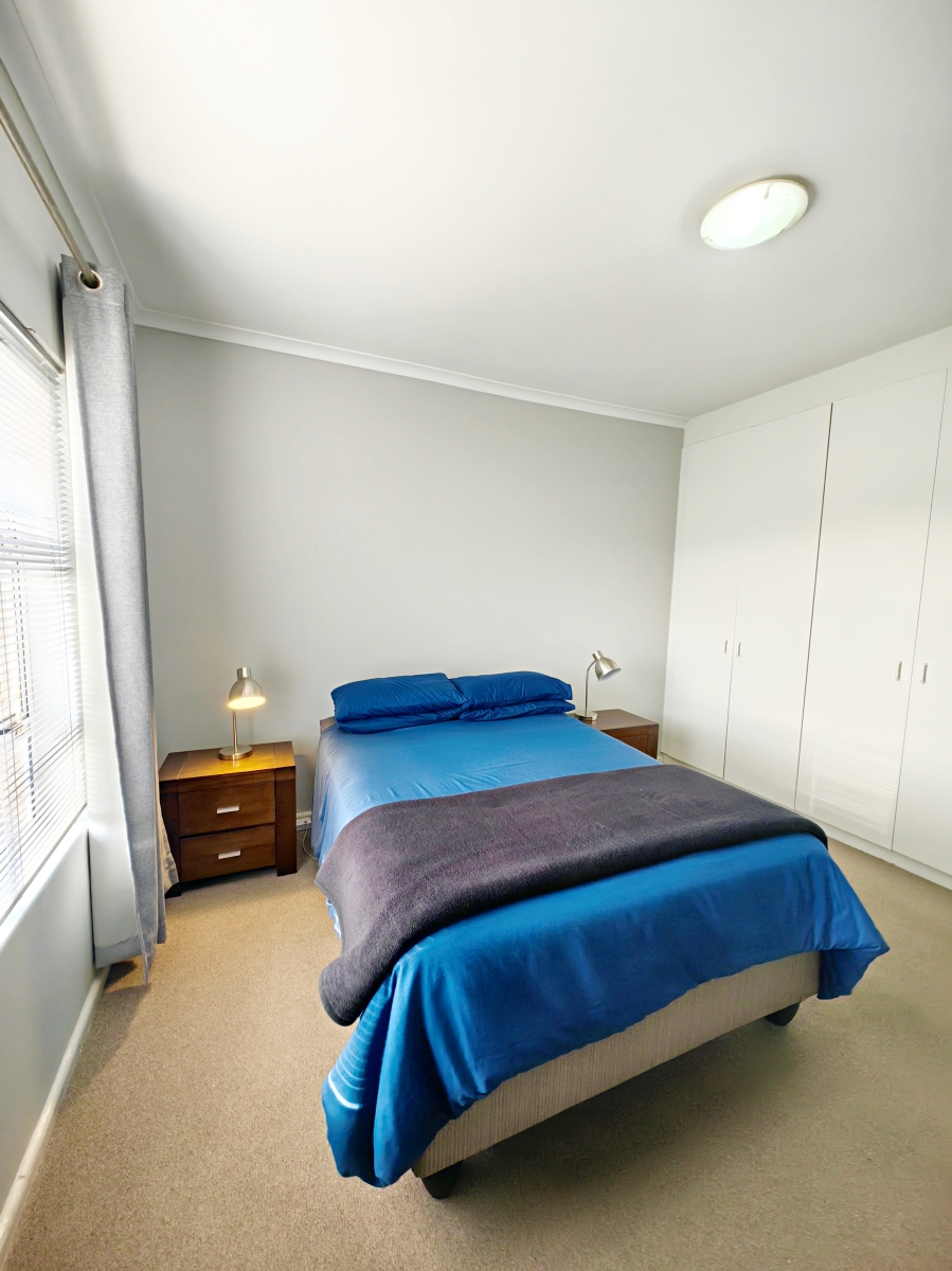 2 Bedroom Property for Sale in The Crest Western Cape